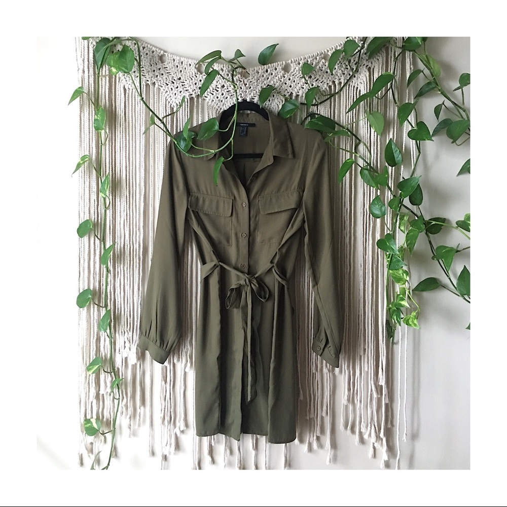 Forever21 Green Long Sleeve Midi Dress